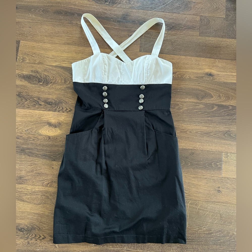 BCX Black and White Sheath Midi Dress Pleated Sleeveless